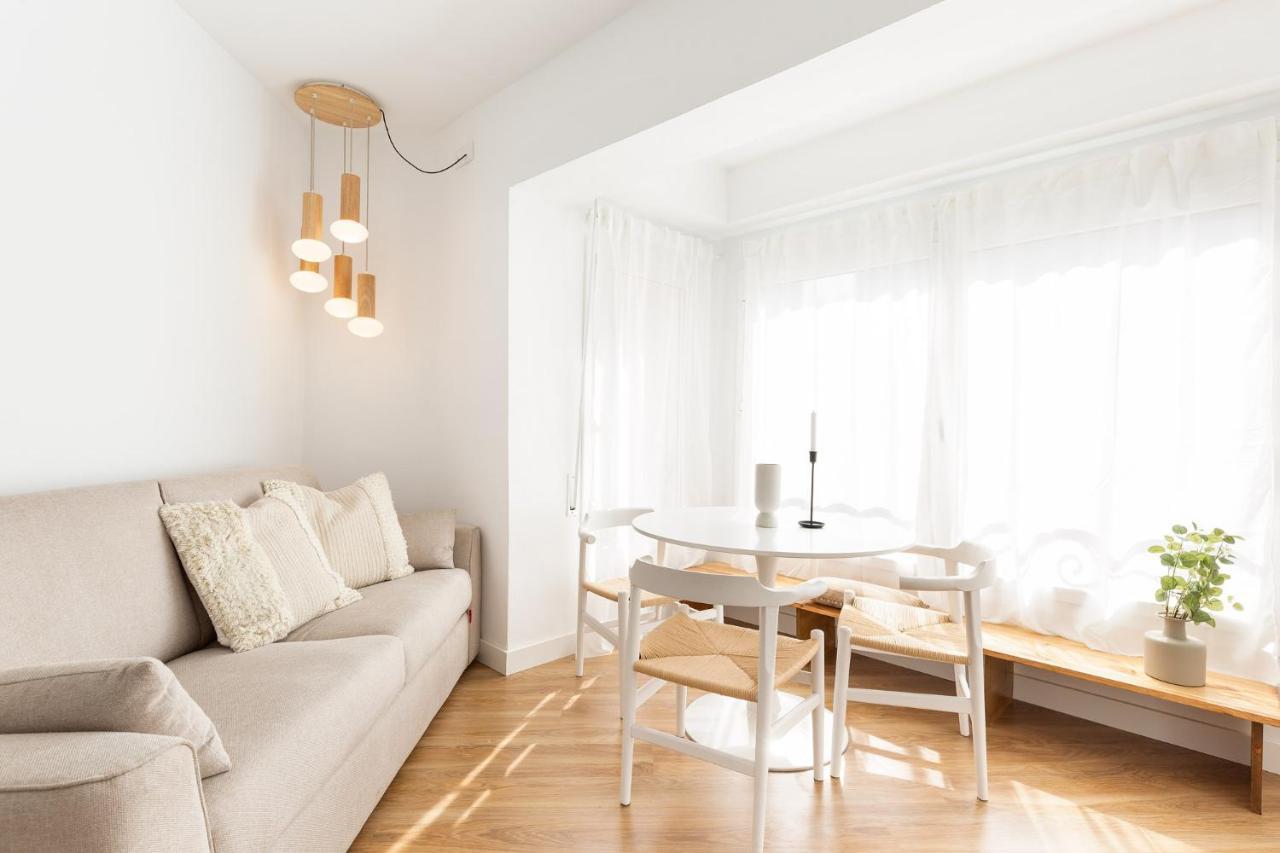 Wow Apartments By Olala Homes L'Hospitalet de Llobregat Esterno foto